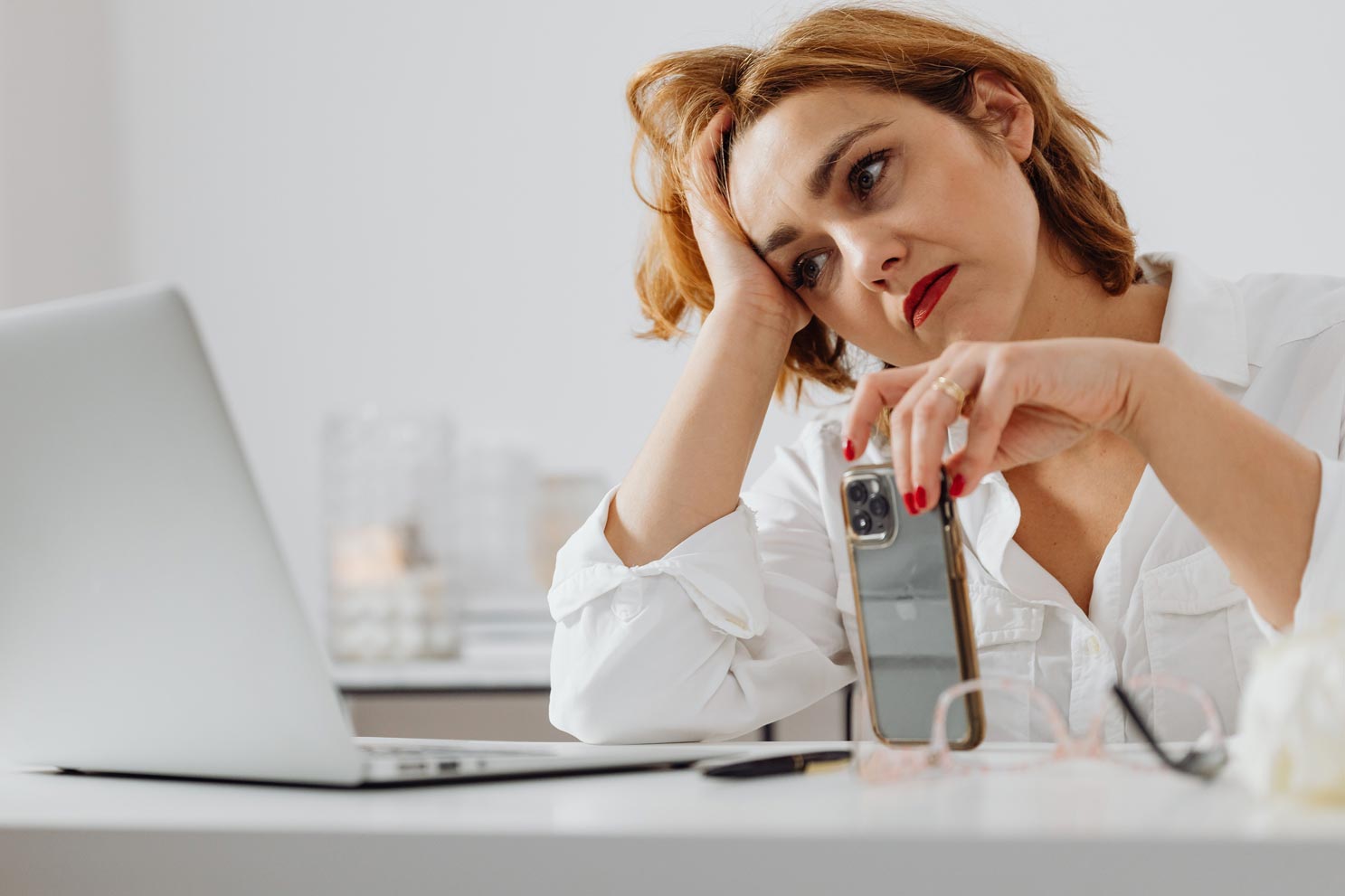 Hormones and Burnout: When Exhaustion Is More Than Just Being Busy 